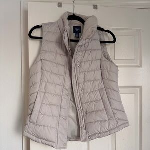 GAP Women's Beige Puffer Vest